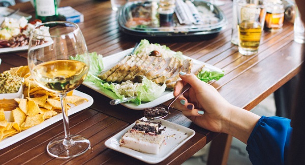 智慧食堂系统需要什么功能？搭建订餐系统的好处有哪些？